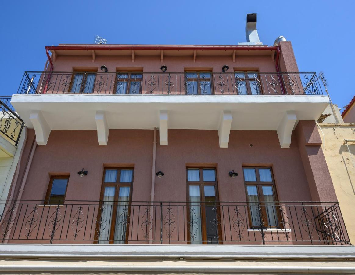 Minaret And Apartament